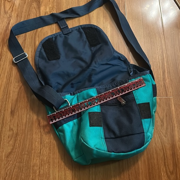 timbuk2 crossbody bag/purse - Picture 10 of 10